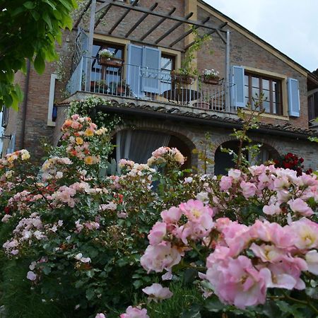 Casa Vacanze Magnolia Terricciola Esterno foto